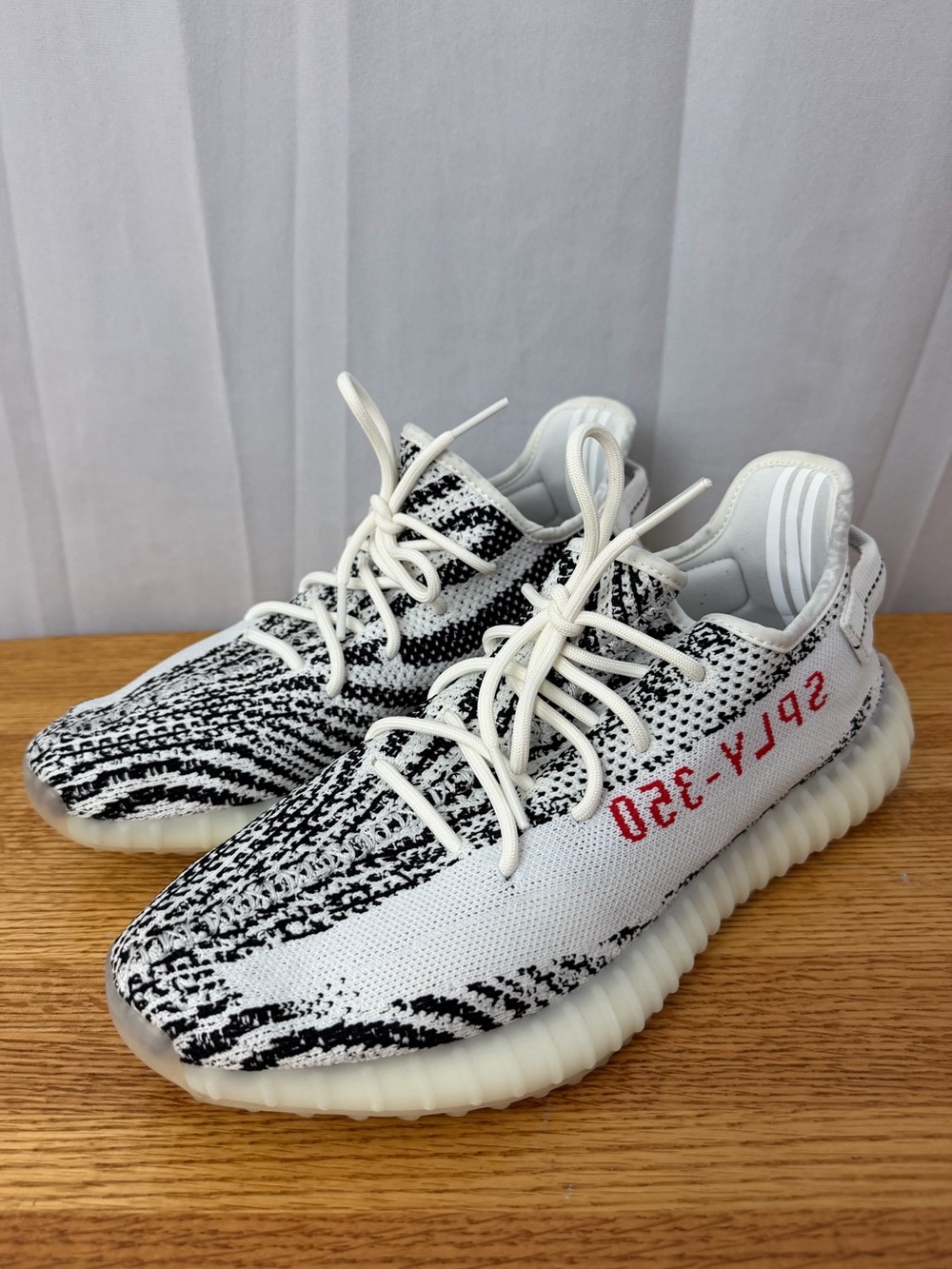adidas Yeezy Boost 350 V2 Zebra Sneakers Mens Size 11